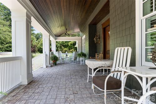 1 Cedar Chine, Biltmore Forest, NC, 28803-3049 | Card Image