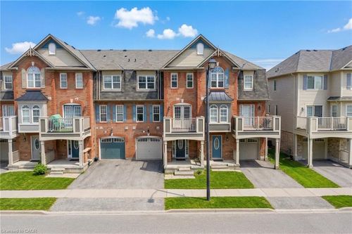 73 Dredge Crt, Milton, ON, L9T8R8 | Card Image