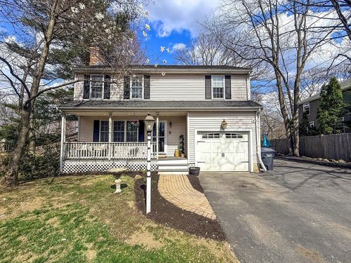 2 Larson Rd, Milford, MA, 01757-3723 | Card Image