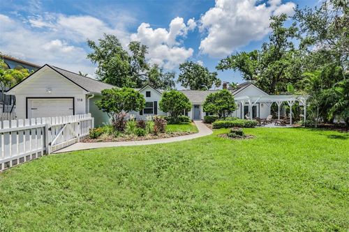 118 S Manhattan Ave, Tampa, FL, 33609-3864 | Card Image