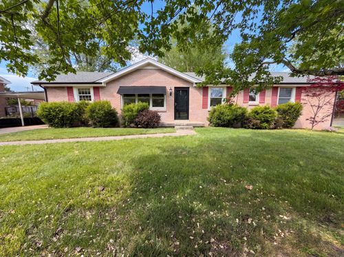 242 Kingswood Dr, Clarksville, TN, 37043-4444 | Card Image