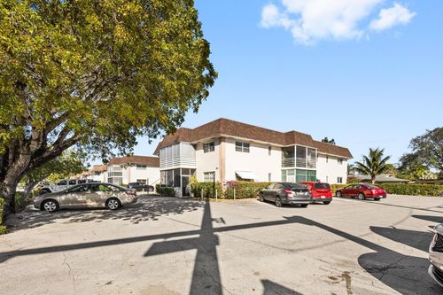 3b-10290 N Military Trail, Palm Beach Gardens, FL, 33410 | Card Image