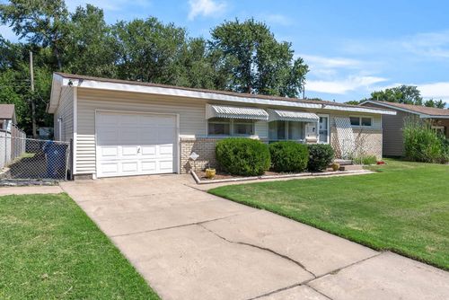 3314 S Chase Ave, Wichita, KS, 67217-1643 | Card Image