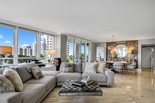 apt-702-21150 Ne 38th Ave, Aventura, FL, 33180-4034 | Card Image