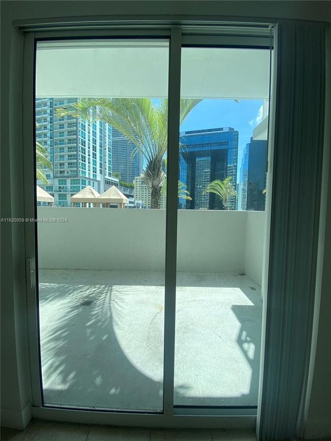 APT-812 - 1250 S Miami Ave, Condo with 1 bedrooms, 2 bathrooms and null parking in Miami FL | Image 8