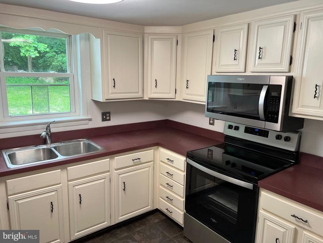 654 Mock Rd, House other with 3 bedrooms, 1 bathrooms and null parking in POTTSTOWN PA | Image 12