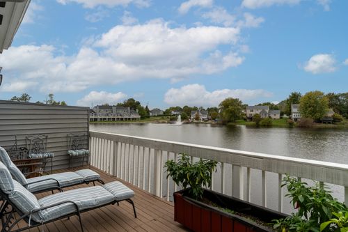 818 Horseshoe Ln, Florence, KY, 41042-9013 | Card Image