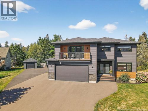 11 Samuel Crt, Dieppe, NB, E1A8S6 | Card Image