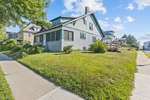 227 North Ave, Burlington, VT, 05401-2911 | Card Image