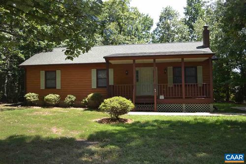 15 Englewood Dr, PALMYRA, VA, 22963-3022 | Card Image