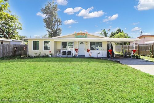 6810 Farragut St, Hollywood, FL, 33024-2826 | Card Image