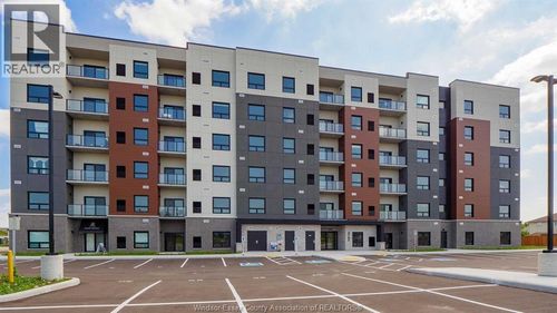 101-4785 Walker Rd, Windsor, ON, N9G0E3 | Card Image