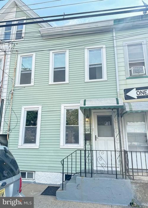 326 Jersey St, Trenton, NJ, 08611-3114 | Card Image