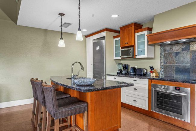 402 - 191 Kananaskis Way, Condo with 3 bedrooms, 3 bathrooms and 1 parking in Canmore AB | Image 17