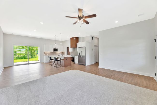 1208 Stutzman St, House other with 2 bedrooms, 2 bathrooms and null parking in Halstead KS | Image 4