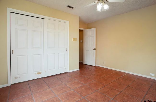 17617 Carol Cir, House other with 3 bedrooms, 2 bathrooms and null parking in Flint TX | Image 20