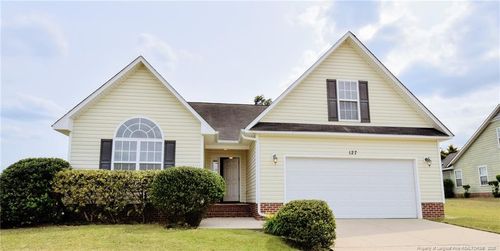127 Blue Water Dr, Raeford, NC, 28376-5446 | Card Image