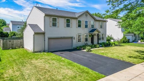243 Johnson St, Hampshire, IL, 60140-4010 | Card Image