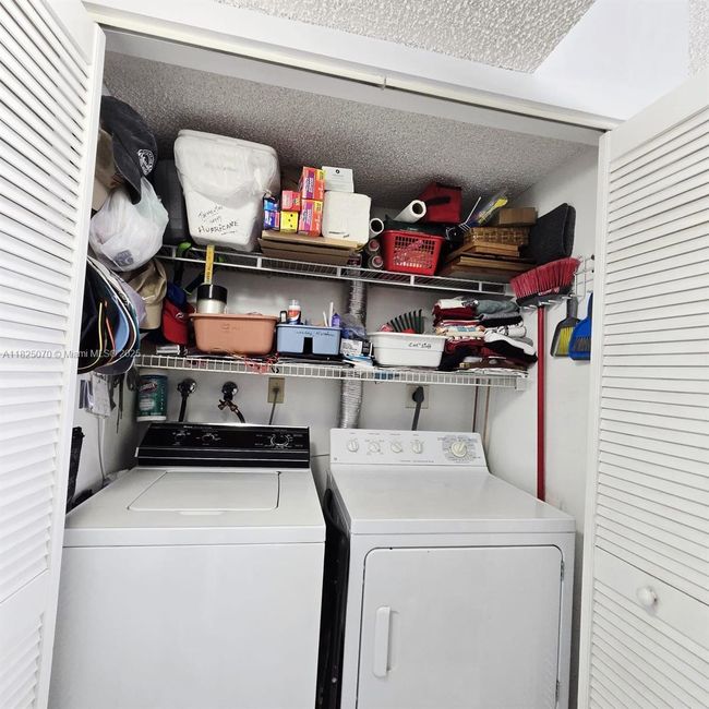 APT-201 - 950 Sw 104 Th Ct, Townhouse with 2 bedrooms, 3 bathrooms and null parking in Miami FL | Image 21