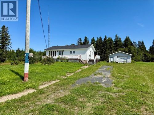 3109 Rue Morais, Bas Caraquet, NB, E1W6A5 | Card Image