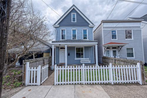 833 Flemington St, Pittsburgh, PA, 15217-2633 | Card Image