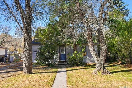 450 Charles St, Asquith, SK, S0K0J0 | Card Image