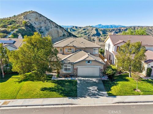 22939 Raintree Ln, Santa Clarita, CA, 91390-4172 | Card Image
