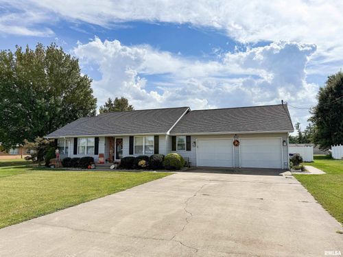 612 E 12th St, Flora, IL, 62839-2326 | Card Image