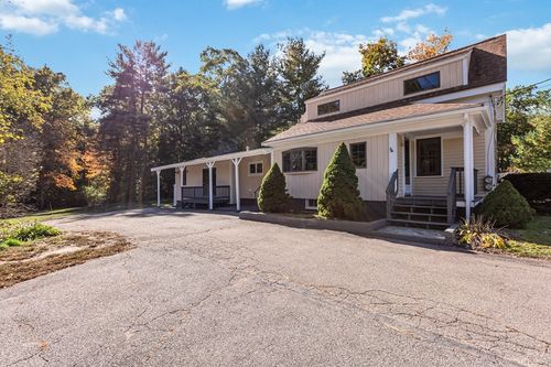 477 Cherry St, Bridgewater, MA, 02324-2834 | Card Image