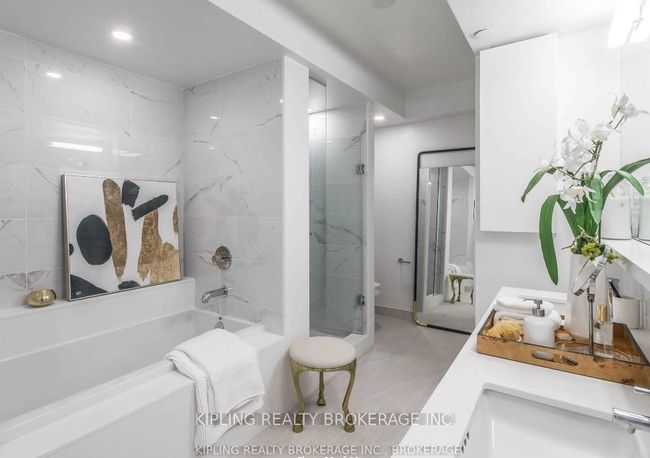 604 - 101 St Clair Ave W, Condo with 3 bedrooms, 2 bathrooms and null parking in Toronto ON | Image 13