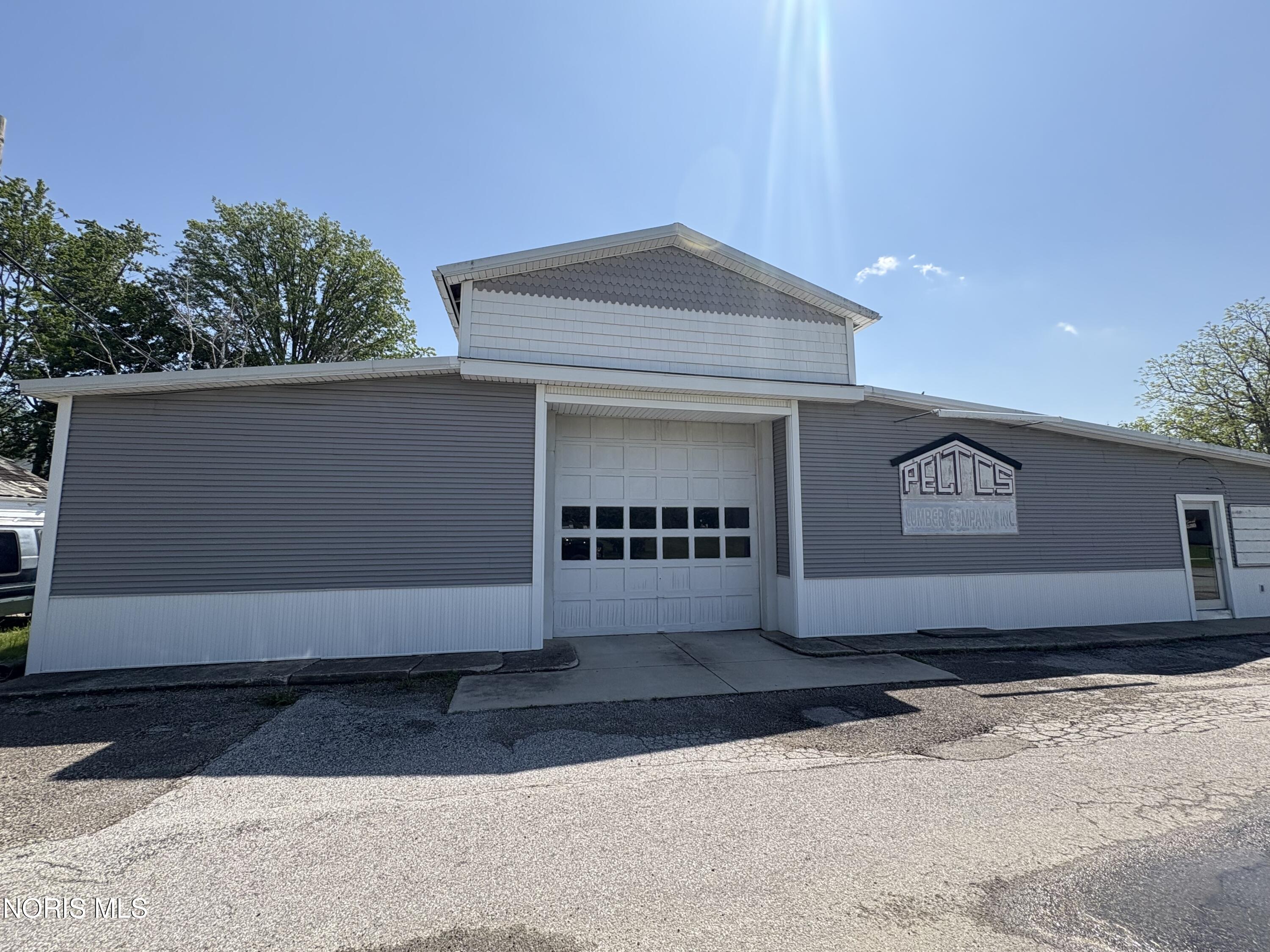 305 Mike St, Pioneer, OH 43554