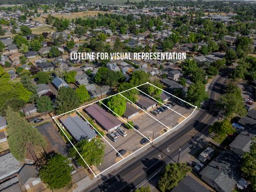 432-400 S Columbus Ave, Medford, OR, 97501-3066 | Card Image