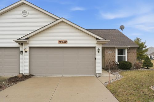 10650 Bookcliff Cv, New Haven, IN, 46774-2082 | Card Image