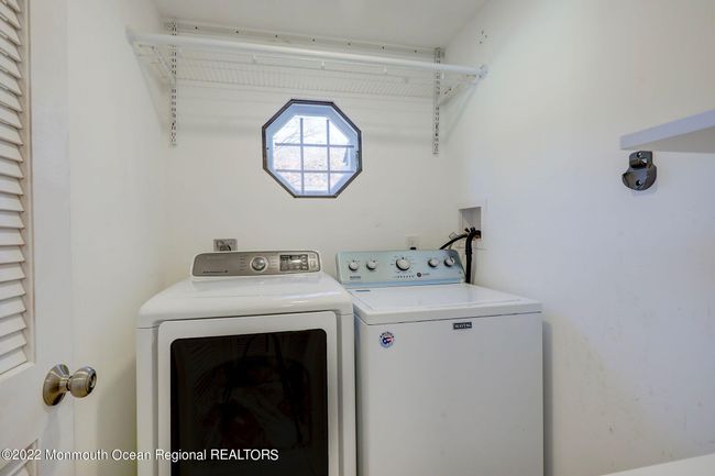 70 Crest Dr, House other with 3 bedrooms, 2 bathrooms and null parking in Howell NJ | Image 23