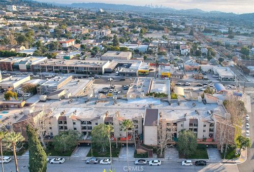 apt-201-460 Oak St, Glendale, CA, 91204-1267 | Card Image