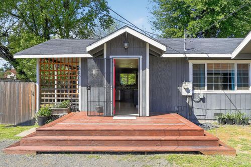 9645 Lee St, Upper Lake, CA, 95485-9206 | Card Image