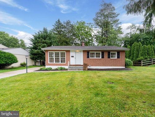 2103 Pine Valley Dr, LUTHERVILLE TIMONIUM, MD, 21093-3013 | Card Image