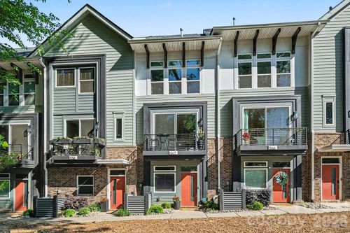 562 W End Dr, Charlotte, NC, 28208-4339 | Card Image