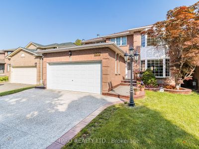 581 Yorkminster Cres, House other with 4 bedrooms, 4 bathrooms and 4 parking in Mississauga ON | Image 1