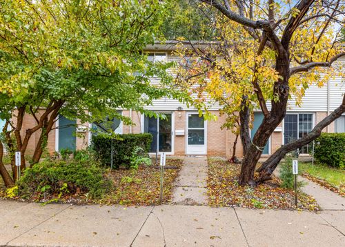 3609 Kenbrooke Ct, Kalamazoo, MI, 49006-5438 | Card Image