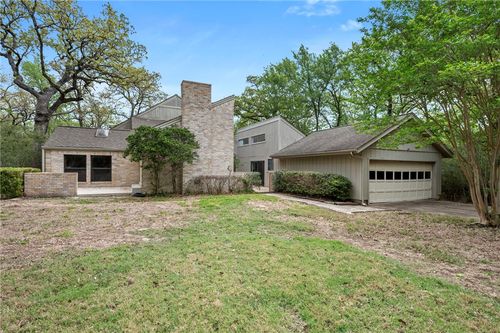 2520 Faulkner Dr, College Station, TX, 77845-5672 | Card Image