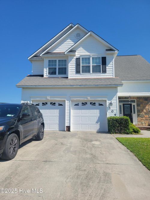 304 Brunswick Dr, Jacksonville, NC, 28546-9658 | Card Image