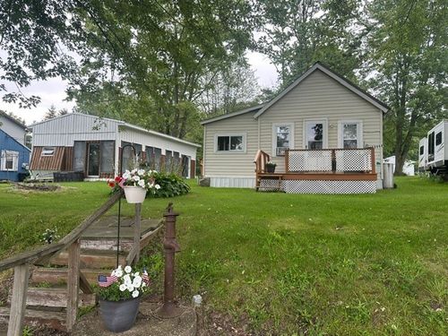 12 Ross Park Dr, Sandy Creek, NY, 13145-2146 | Card Image