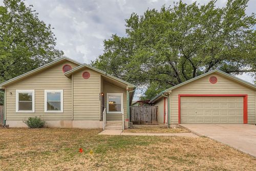 2200 Magnolia Dr, Round Rock, TX, 78664-7529 | Card Image
