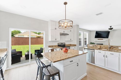 5705 Piedra Dr, Fort Worth, TX, 76179-7525 | Card Image