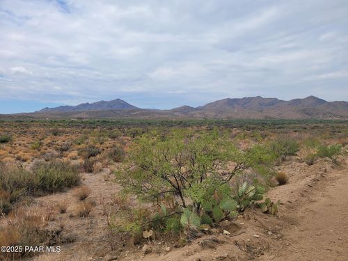Lots 40&41 W Traveler Way, Congress, AZ, 85332 | Card Image