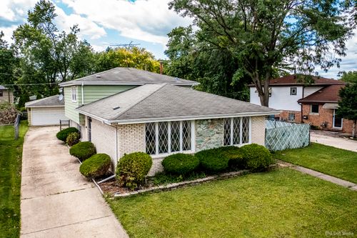 9304 Meade Ave, Oak Lawn, IL, 60453-2232 | Card Image