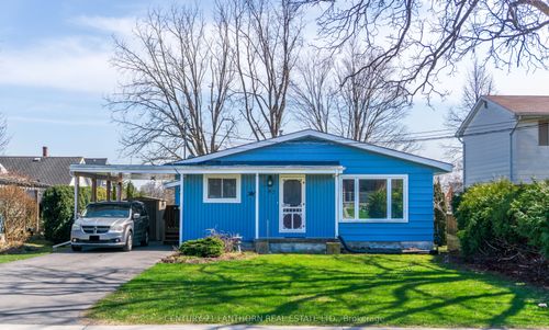 {{alt}} | Card Image