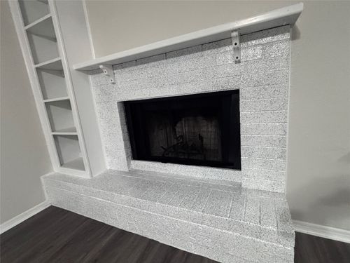 th2-7800 Irish Dr, North Richland Hills, TX, 76180-5700 | Card Image