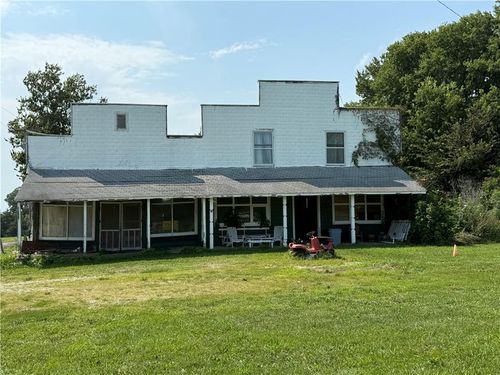 13002 K16 Hwy, Valley Falls, KS, 66088-4129 | Card Image